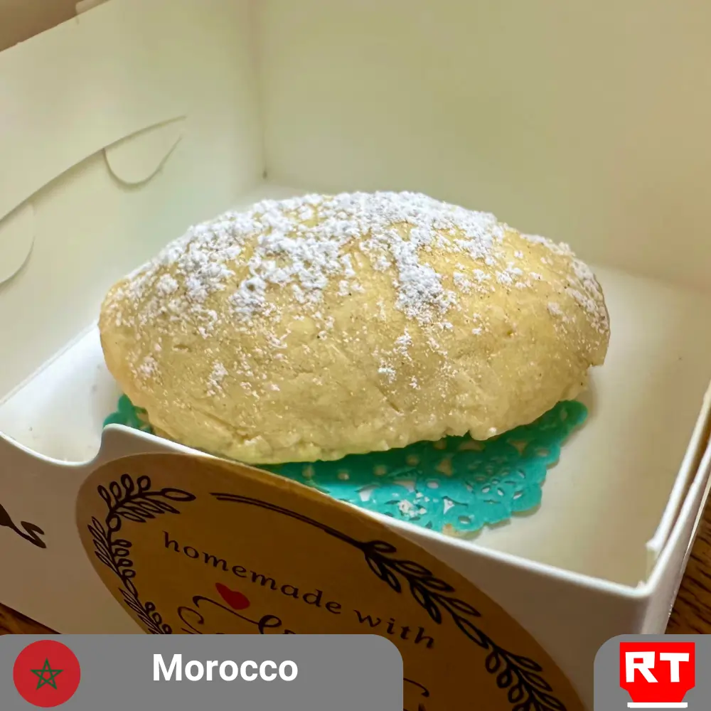 Almond & Date Cornes de Gazelle with Cardamom Sugar