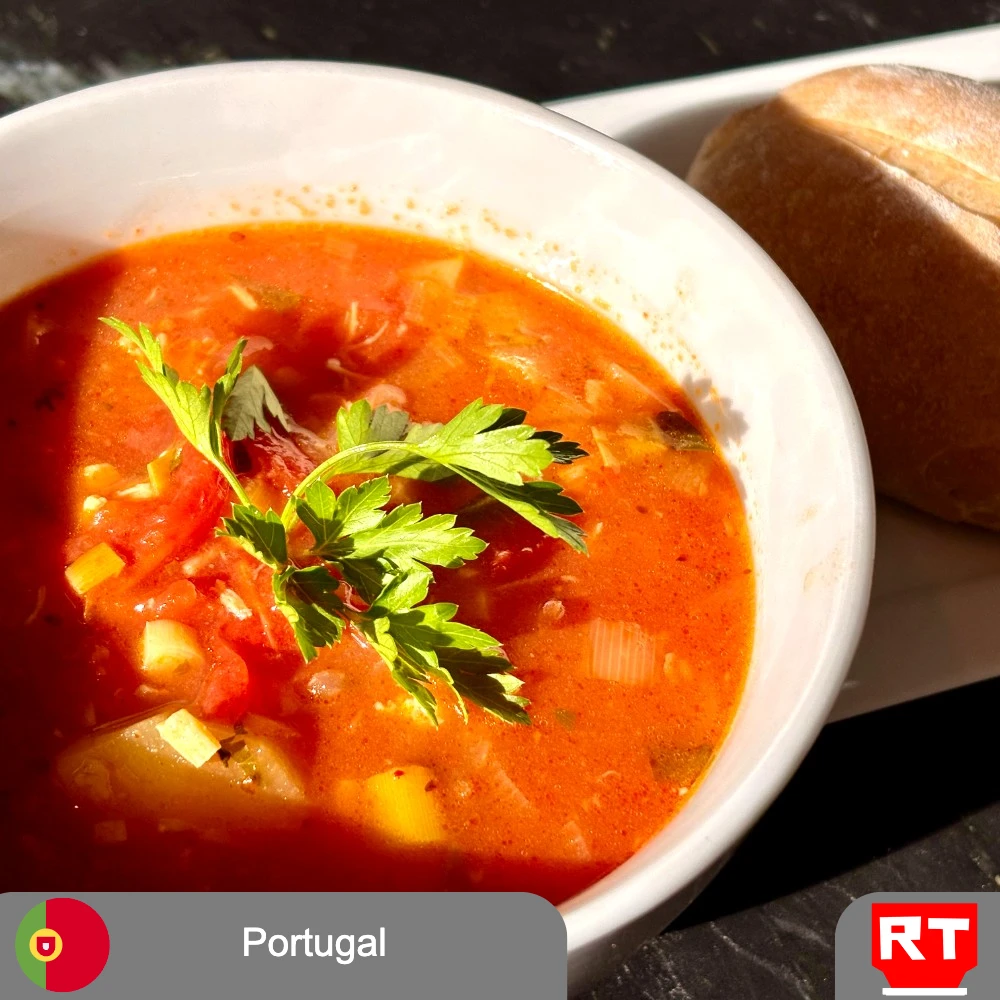 Portuguese Coastal Clam & Tomato Soup with Crusty Roll (includes complimentary surprise dessert)